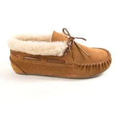 Women's Minnetonka Chrissy Slipper Wide -Classic Shoes Shop 40031W 2 6